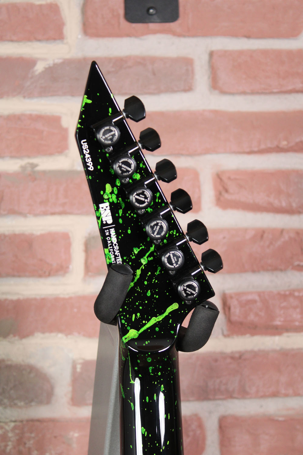 USA Horizon-II  Alien Blood Splatter EMG 57/66